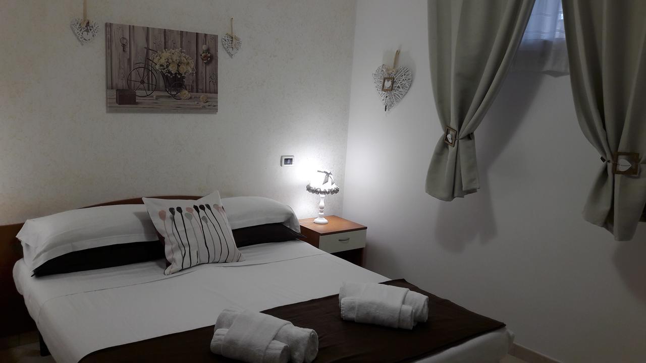 娜塔莉住宿加早餐旅馆 La Massimina-Casal Lumbroso 外观 照片
